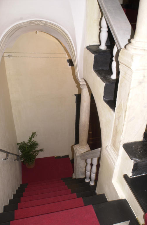Affittacamere Bed And Breakfast San Lorenzo เจนัว ภายนอก รูปภาพ